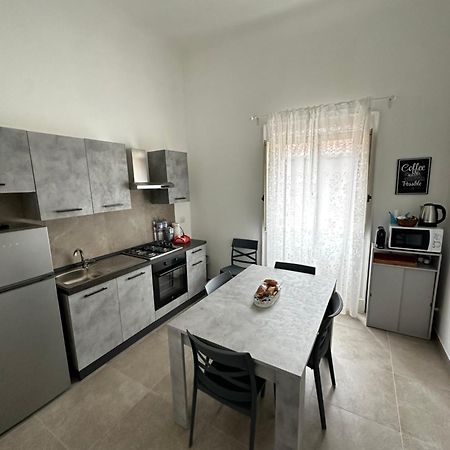 Casa Ginestra Di Palazzo Biondi Villa Giarre Buitenkant foto